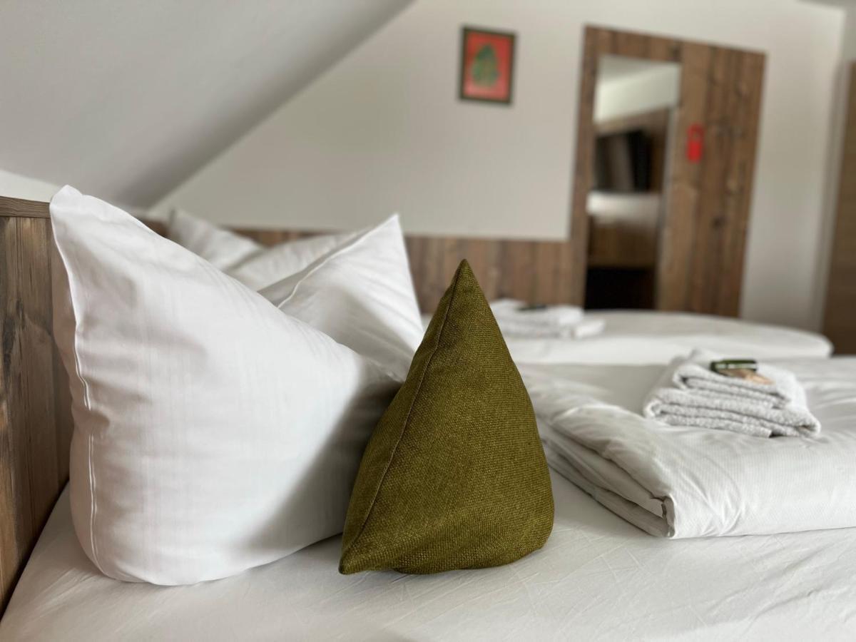 Gasthaus-Pension Hofmann Oberdachstetten Ngoại thất bức ảnh