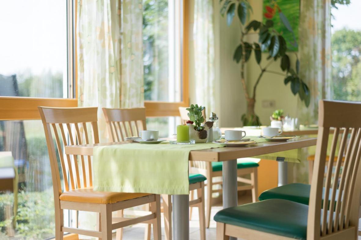 Gasthaus-Pension Hofmann Oberdachstetten Ngoại thất bức ảnh